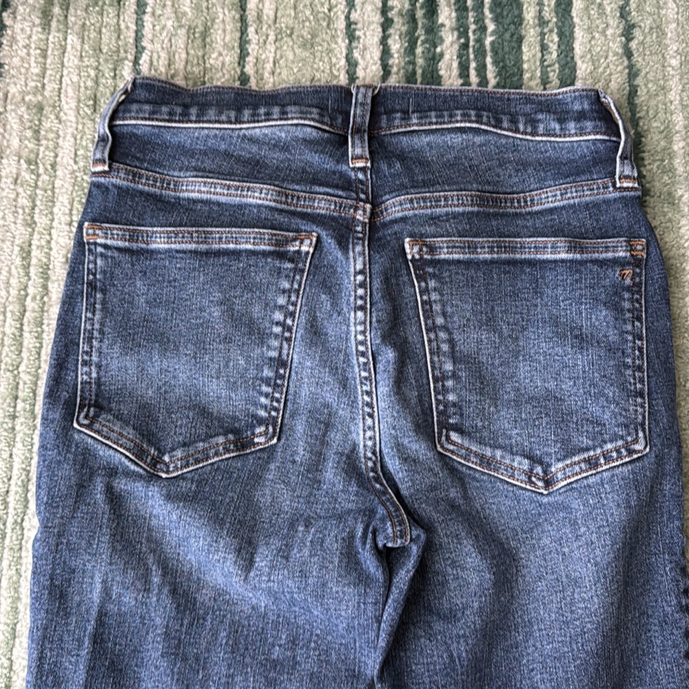 Madewell 9” mid-rise skinny jeans in Ravine Wash - Picture 5 of 7